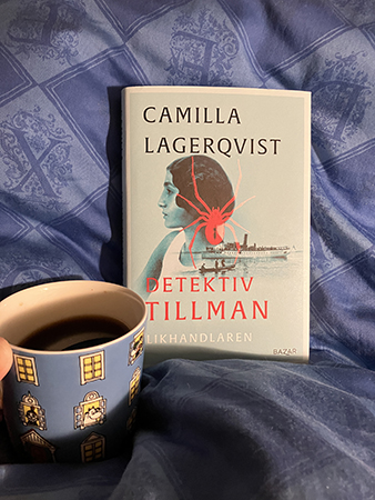 Detektiv Tillman Likhandlaren o kaffe på sängen ur Muminhusmugg