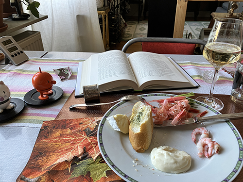 Hopptisarna bokuppslag Brie bröd räkor aioli The Bitch