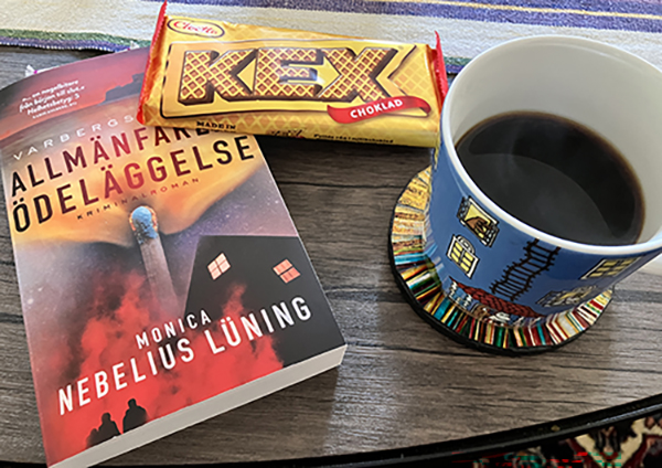Kvällsfika med Allmänfarlig ödeläggelse o kexchoklad