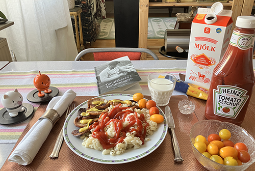 Kycklingkorv o makaroner småtomater med Hopptisarna o Tandläkaren i Trehörningsjö Kycklingkorv o makaroner småtomater med Hopptisarna o Tandläkaren i Trehörningsjö