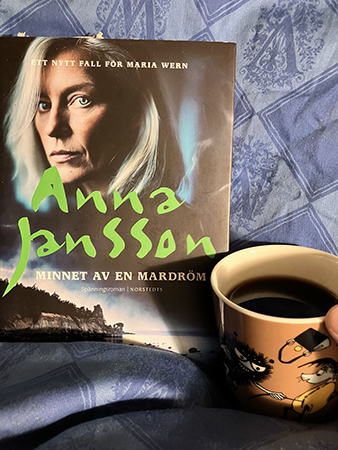 Minnet av en mardröm och kaffe på sängen