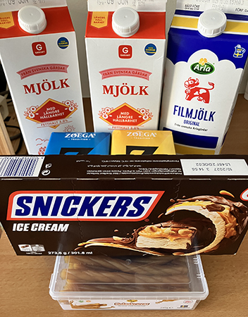 Mjölk fil kaffe Snickersglass gula remmar