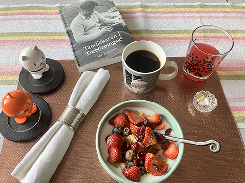 Tisdagsfrukost med fil o bär Hopptisarna o Tandlälaren Tisdagsfrukost med fil o bär Hopptisarna o Tandlälaren