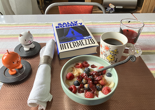 Frukost med fil bär Hopptisarna o Intermezzo