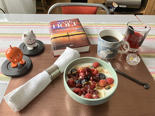Onsdasgsfrukostfil med blåbär o hallon Hopptisarna o Diamanter o rost Onsdasgsfrukostfil med blåbär o hallon Hopptisarna o Diamanter o rost