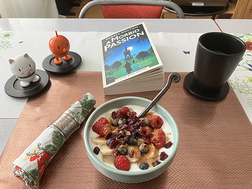Filfrukost med bär Hopptisarna o A morbid passion