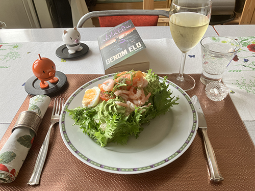 Smörgåstårta chardonnay Hopptisarna och Genom eld Smörgåstårta chardonnay Hopptisarna och Genom eld