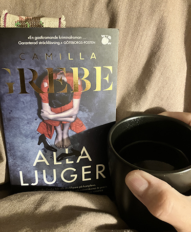 Alla ljuger o kaffe på sängen Alla ljuger o kaffe på sängen