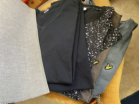 En struken löpare och fem strukna tshirtar En struken löpare och fem strukna tshirtar