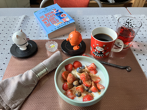Onsdagsfrujost med tre piller fil Hopptisarna o The Queen who came in from the cold Onsdagsfrujost med tre piller fil Hopptisarna o The Queen who came in from the cold