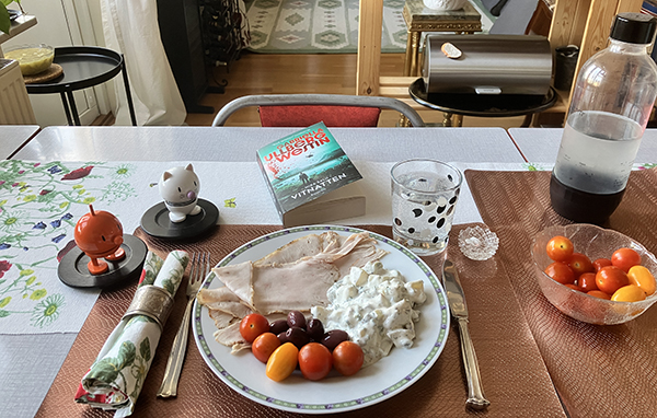 Söndagsmiddag med Hopptisarna och Vitnatten ugnsbakad kalkon och krämig potatissallad