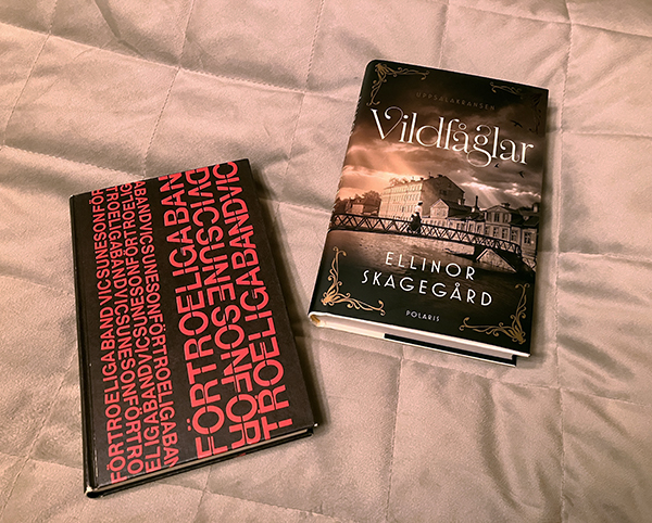 Böckerna Förtroeliga band och Vildfåglar