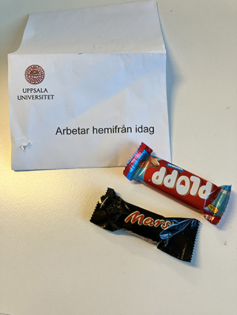 Godis från L på jobbet