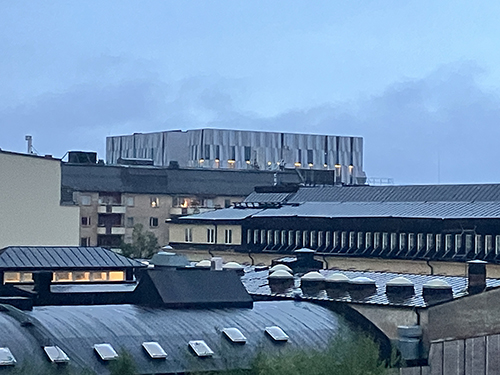 UKK mot grå septemberhimmel UKK mot grå septemberhimmel