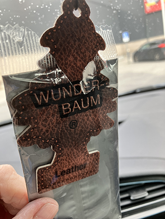 Wunderbaum leather till bilen