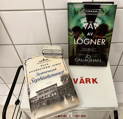 Böckerna Systrarna på Sophiahemmet och Väv av lögner