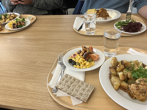 Lunch med Stora A och Junior