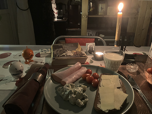 Rester till kvällsmat med Hopptisarna pappa o levande ljus